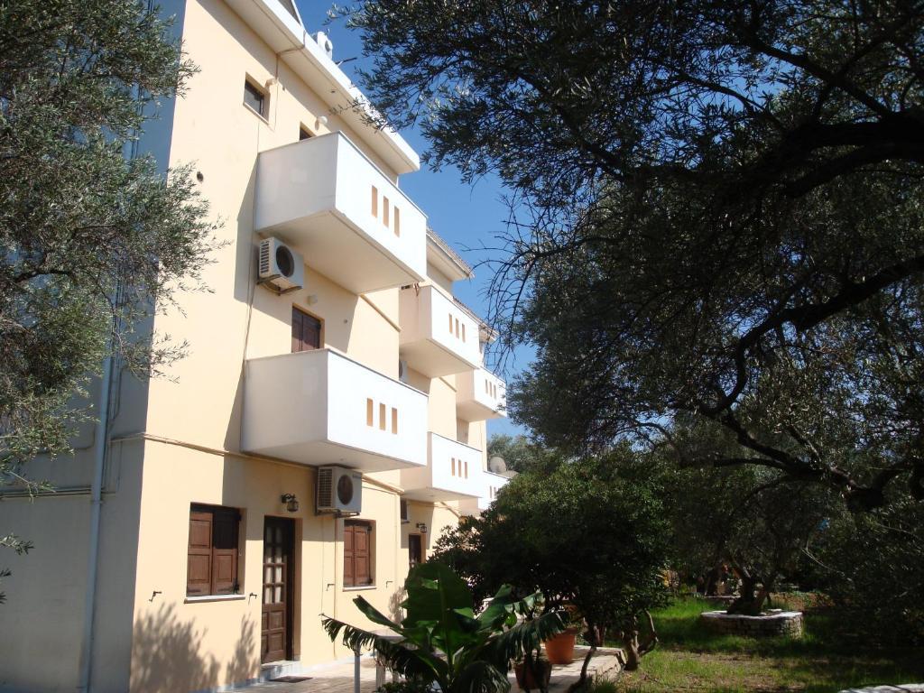 Calamon Apartments Episkopi  Exterior photo