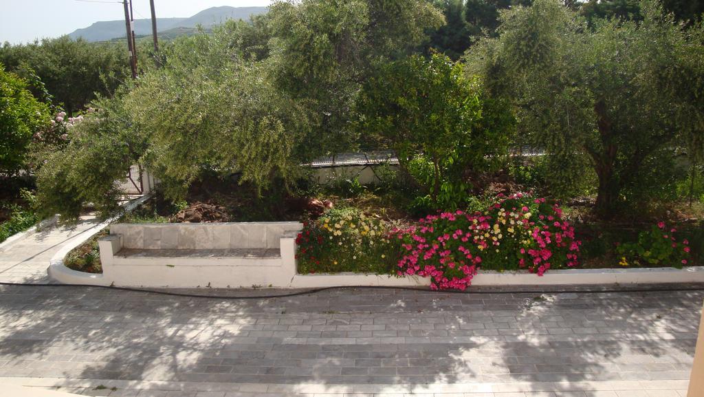 Calamon Apartments Episkopi  Exterior photo